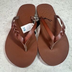 Time and Tru Brown Braided Thong Flip Flop Foam Sandals Women’s Size 7/8 NWT